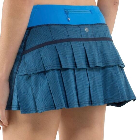Lululemon Run Pace Setter Skirt cornflower paisley 6